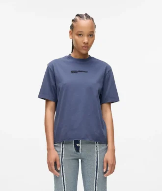 Camiseta con logotipo lavado