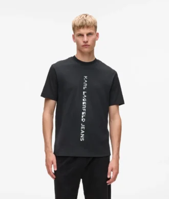 Camiseta con logotipo vertical