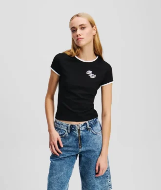 CAMISETA CON MANGAS CORTAS
