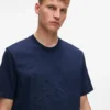 Camiseta con monograma en relieve