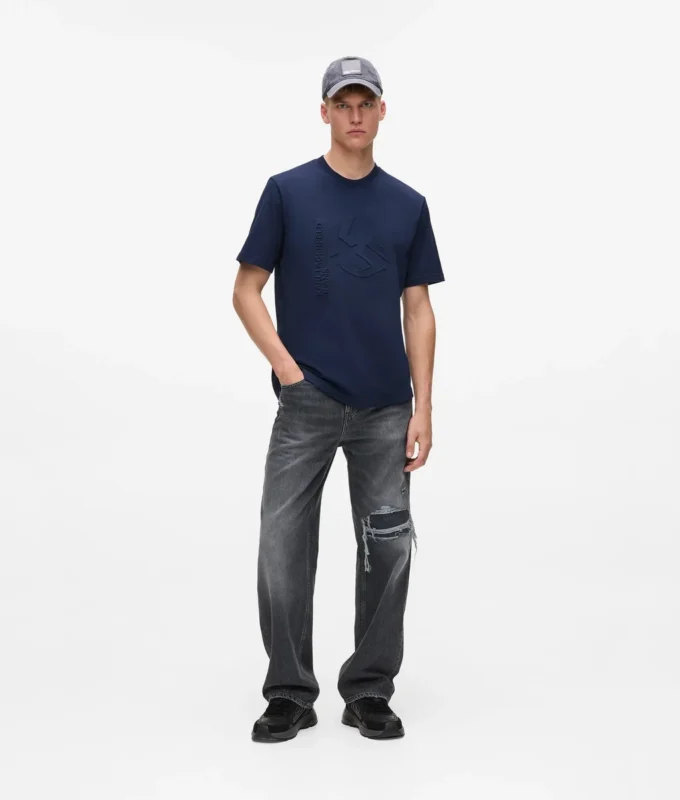 Camiseta con monograma en relieve