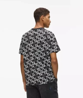 Camiseta con monograma integral