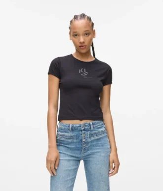Camiseta con monograma y tachuelas