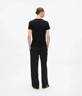 Camiseta con pedrería