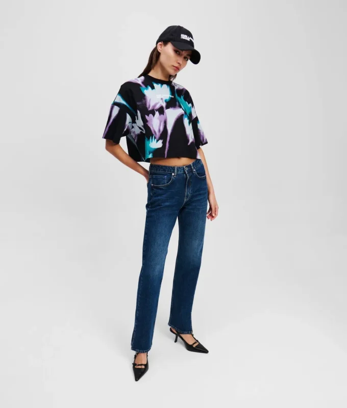 CAMISETA CORTA CON ESTAMPADO FLORAL CAMISETA CORTA CON ESTAMPADO FLORAL