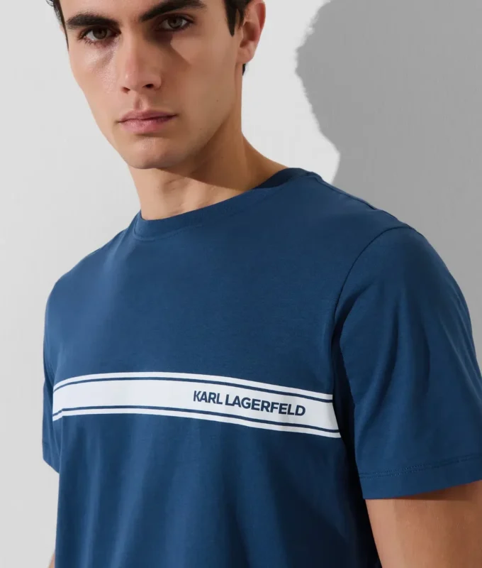 CAMISETA DE PLAYA CON LOGOTIPO CAMISETA DE PLAYA CON LOGOTIPO