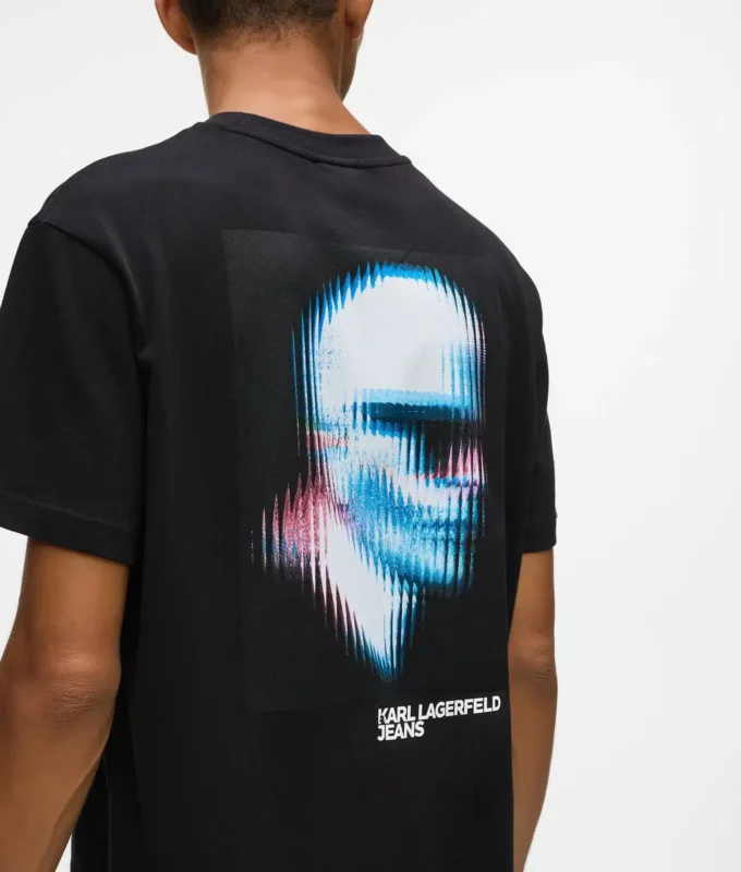 Camiseta Karl digitalizada