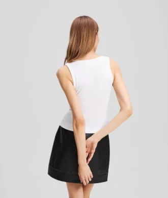 CAMISETA SIN MANGAS CON CUELLO EN V Y CANALETAS