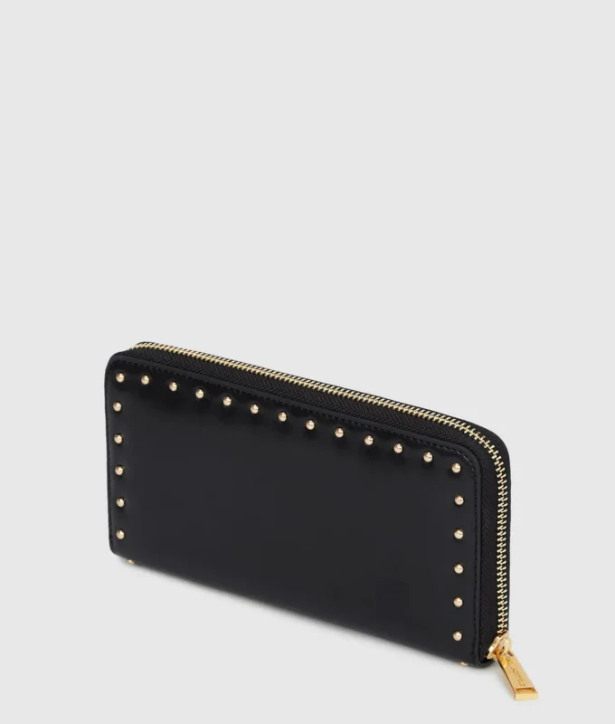 Cartera grande con tachuelas K/Ville