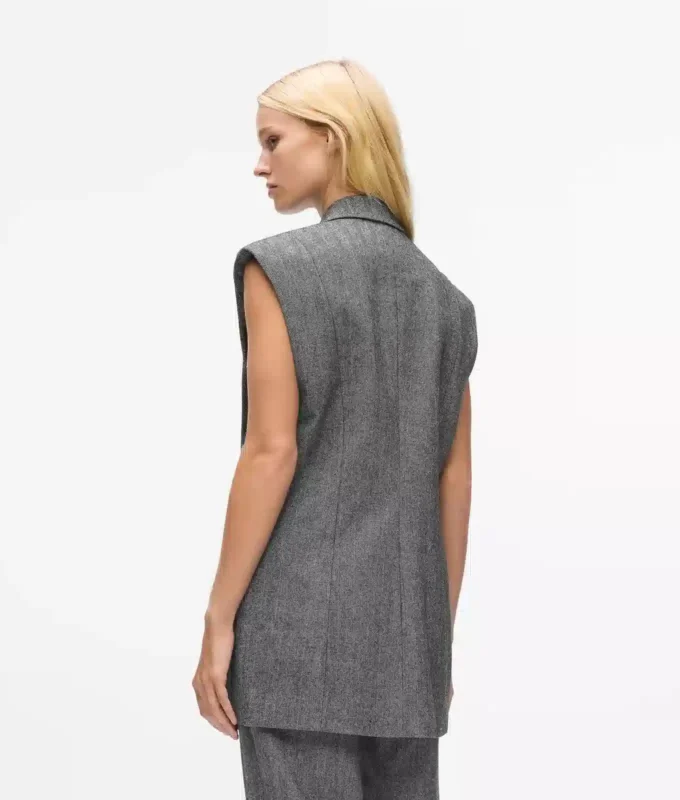 Chaleco de tweed con solapas de lentejuelas Chaleco de tweed con solapas de lentejuelas
