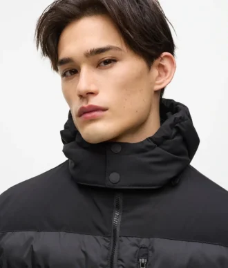 Chaqueta acolchada con capucha