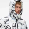Chaqueta acolchada con monograma integral