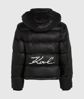 Chaqueta acolchada emblemática