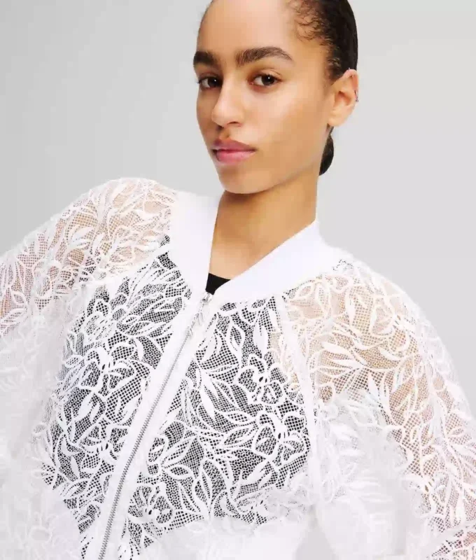 CHAQUETA BOMBER CON BORDADO DE ORQUÍDEAS CHAQUETA BOMBER CON BORDADO DE ORQUÍDEAS