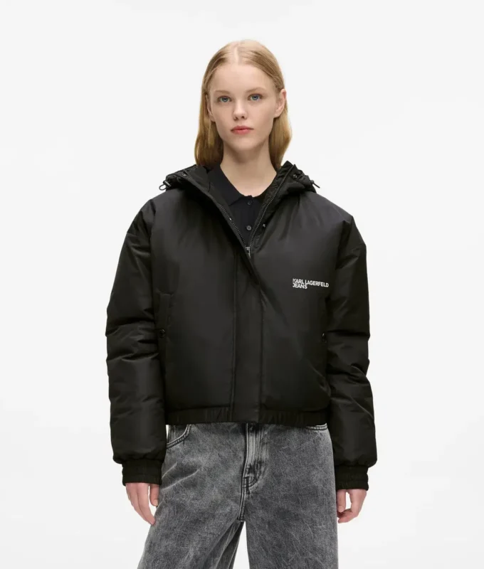 Chaqueta con capucha ligeramente acolchada Chaqueta con capucha ligeramente acolchada