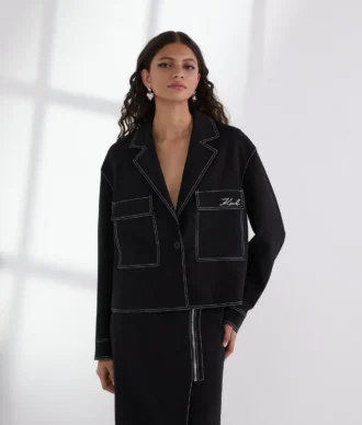 CHAQUETA CON COSTURAS EN CONTRASTE