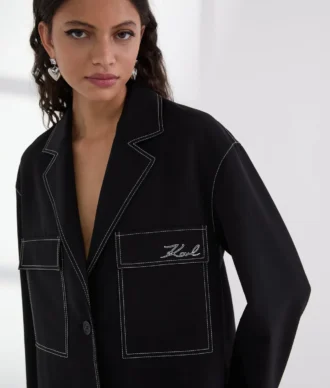 CHAQUETA CON COSTURAS EN CONTRASTE
