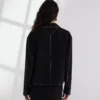CHAQUETA CON COSTURAS EN CONTRASTE