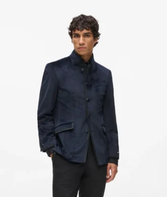 Chaqueta de cuello alto de terciopelo