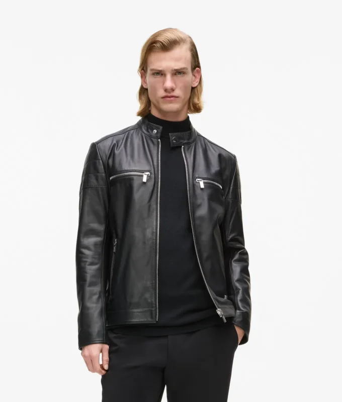 Chaqueta de cuero con cuello alto
