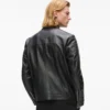 Chaqueta de cuero con cuello alto