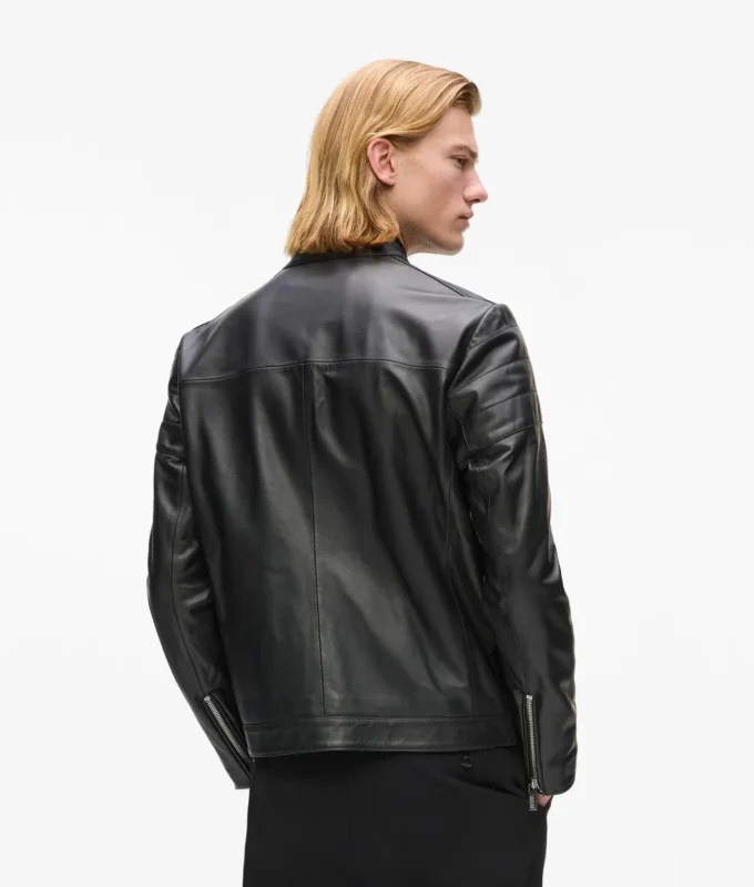 Chaqueta de cuero con cuello alto