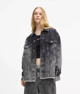 Chaqueta vaquera decolorada