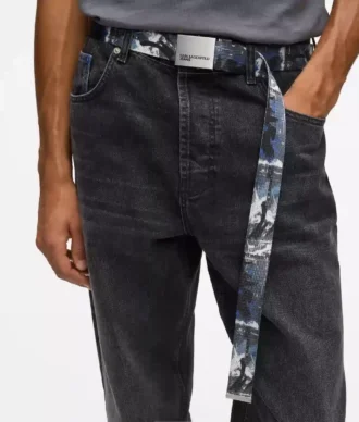 Cinturón de tela con estampado de grafitis