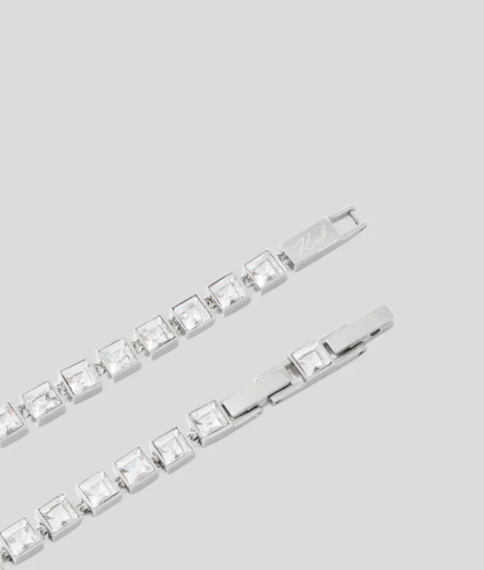 COLLAR DROP SIGNATURE COLLAR DROP SIGNATURE