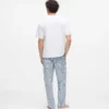 Conjunto de pijama a rayas Conjunto de pijama a rayas