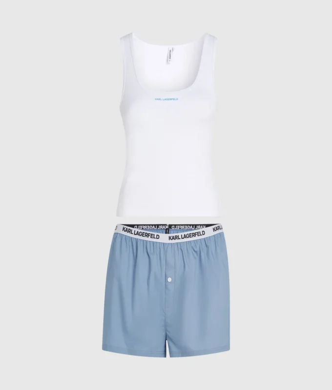 Conjunto de pijama con camiseta sin mangas y pantalones cortos. Conjunto de pijama con camiseta sin mangas y pantalones cortos.