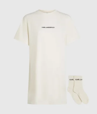 Conjunto de pijama con logotipo