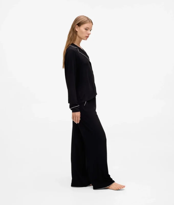 Conjunto de pijama exclusivo Conjunto de pijama exclusivo