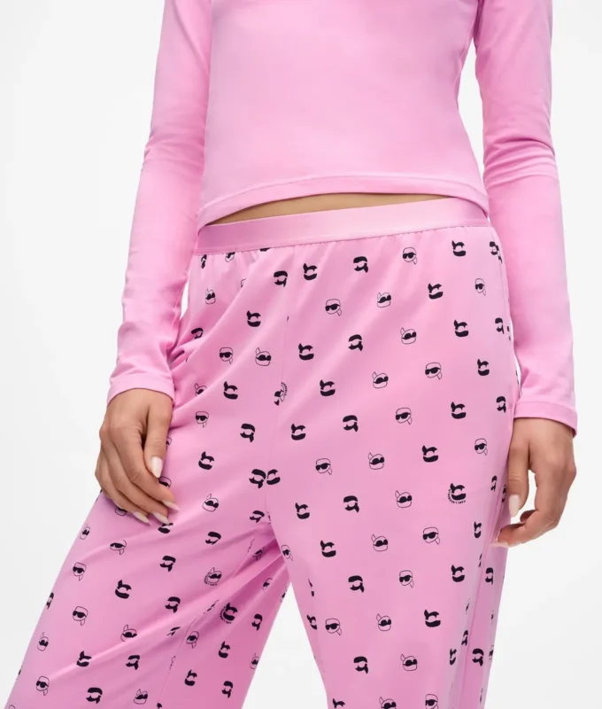 Conjunto de pijama Ikon Conjunto de pijama Ikon