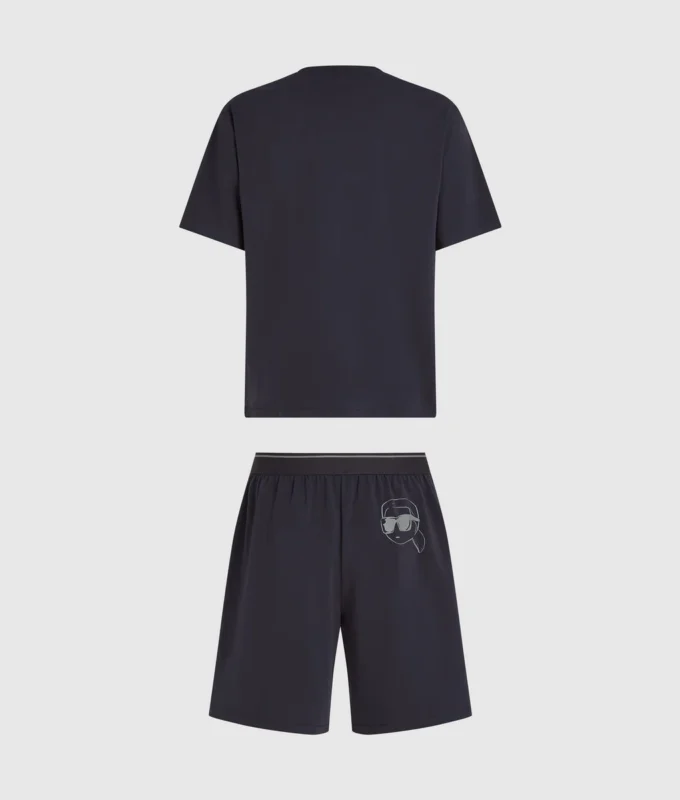 Conjunto de pijama Ikon Conjunto de pijama Ikon