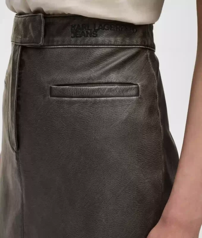 Falda midi de piel sintética Falda midi de piel sintética