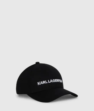 Gorra con logotipo bordado