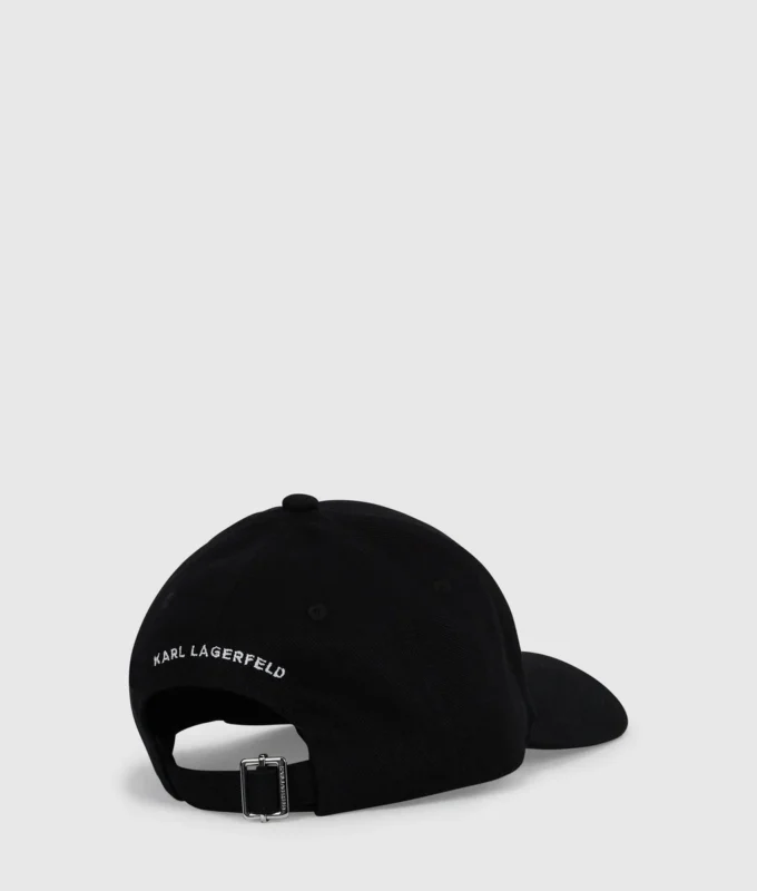 Gorra con logotipo bordado Gorra con logotipo bordado