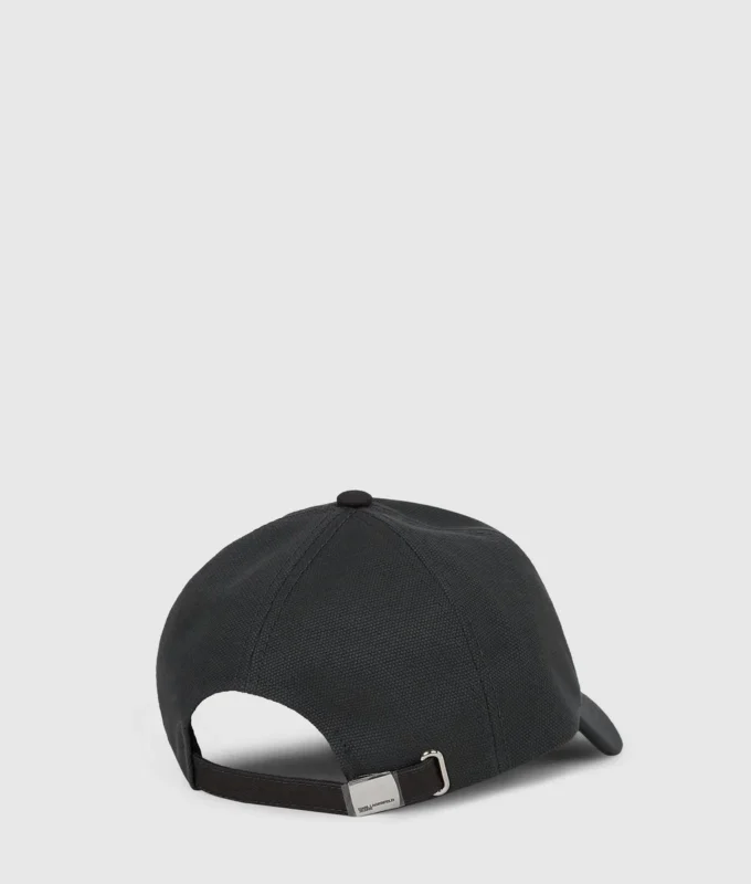 Gorra con parche con logotipo Gorra con parche con logotipo