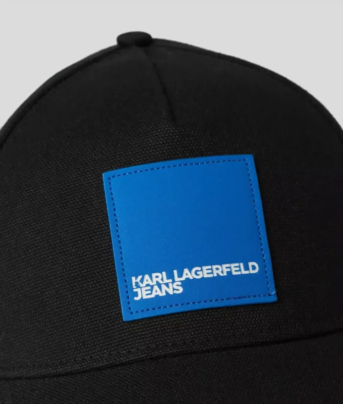 Gorra con parche con logotipo Gorra con parche con logotipo