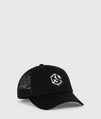 Gorra trucker con monograma Gorra trucker con monograma