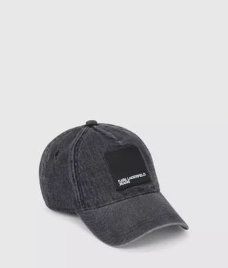 Gorra vaquera con logotipo en caja