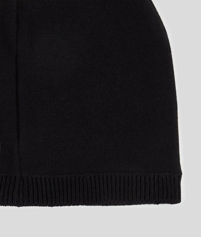 GORRO CON LOGOTIPO GORRO CON LOGOTIPO