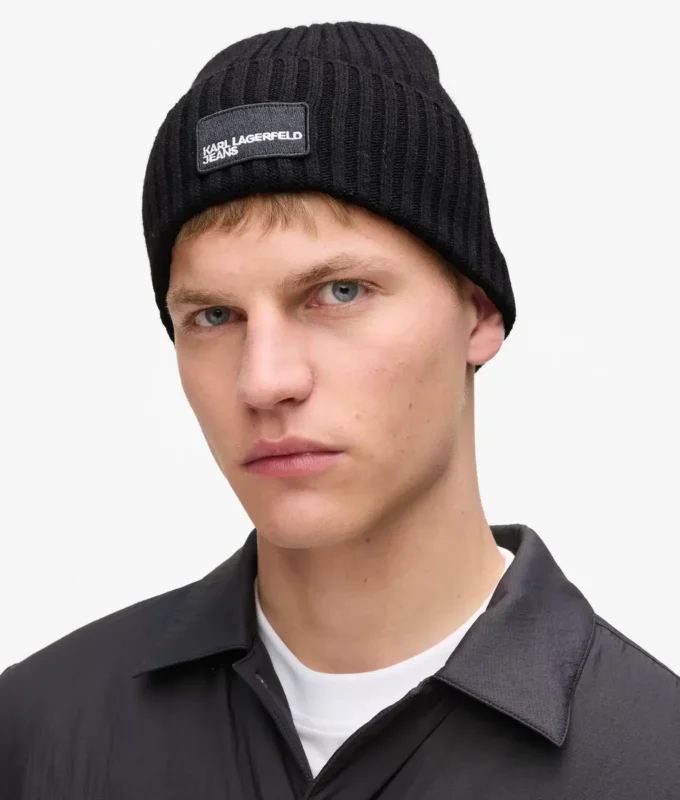 Gorro con parche con logotipo