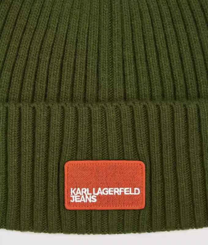 Gorro con parche con logotipo