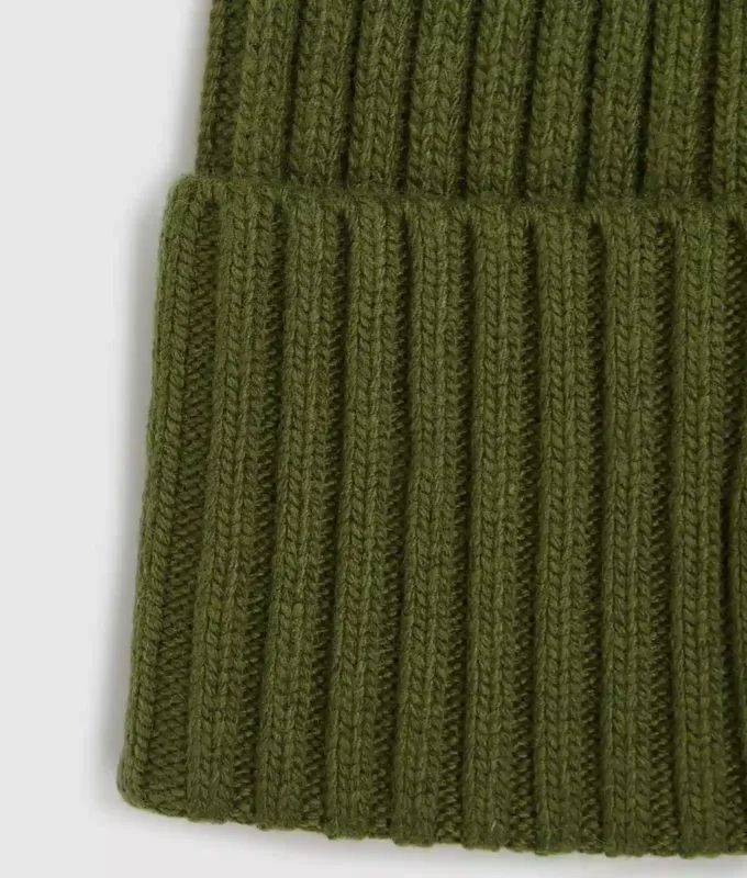 Gorro con parche con logotipo