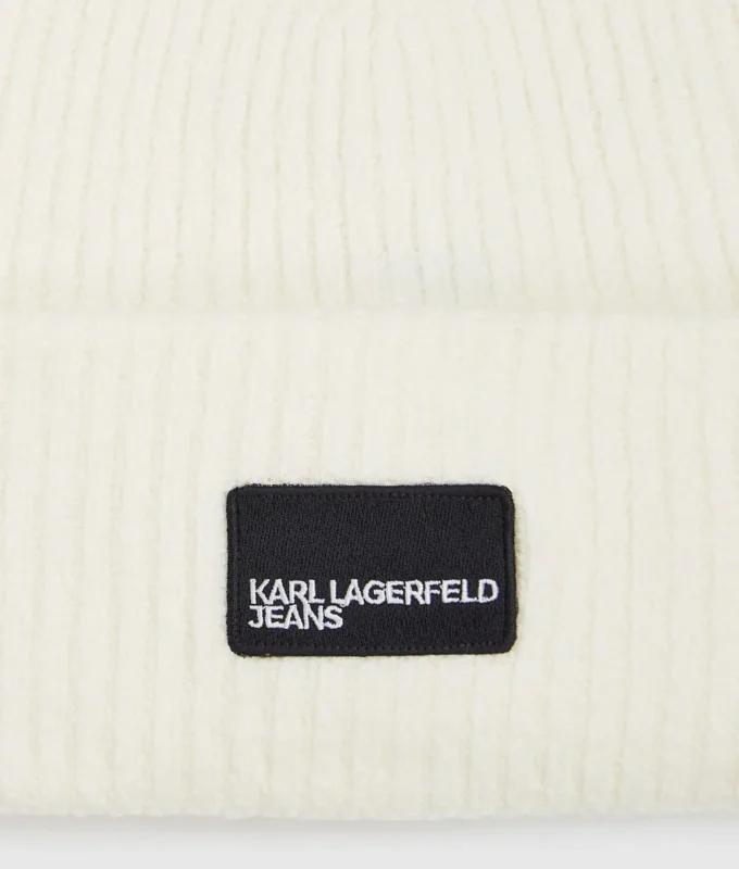 Gorro largo con parche con logotipo