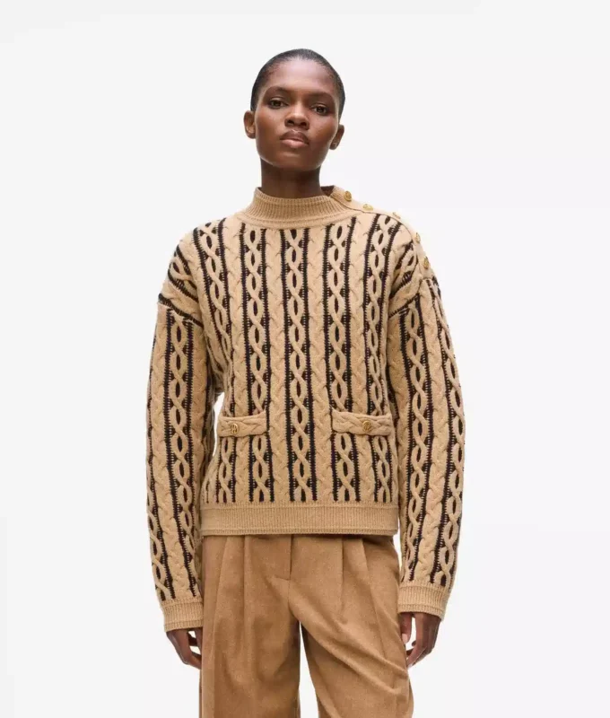 Jersey de cuello alto con tejido de punto trenzado Jersey de cuello alto con tejido de punto trenzado
