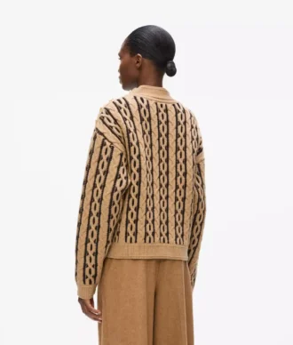 Jersey de cuello alto con tejido de punto trenzado