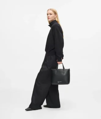 Mini bolso tote con logotipo metálico Mini bolso tote con logotipo metálico